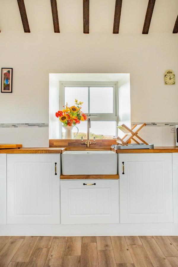 Blue Sky Cottage, Doolin Carrowauff Esterno foto